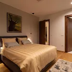 Pribjeći Eva & Boutique Dobrovo