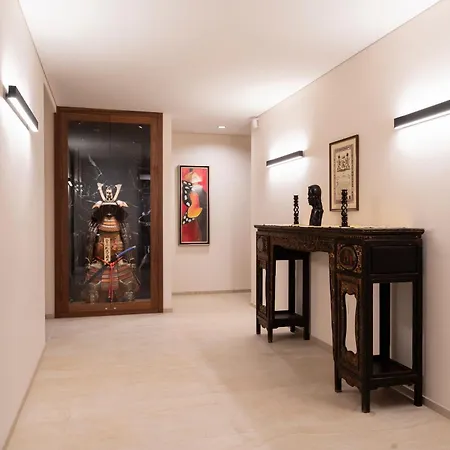 Eva & Boutique 4*