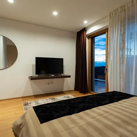 Eva & Boutique 4* Dobrovo