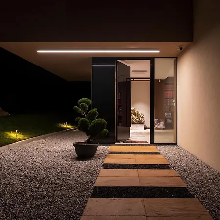 Eva & Boutique Pribjeći 4*