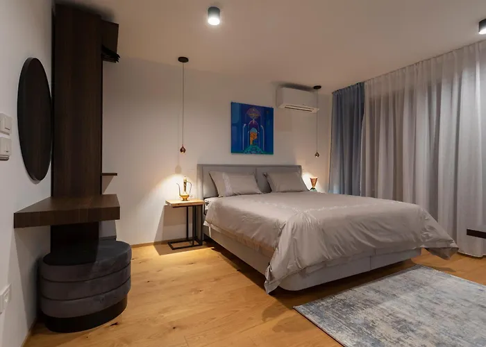 Eva & Boutique ドブロボ